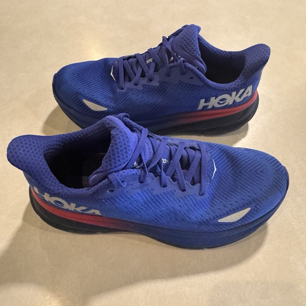 Hoka One One Sneakers Women’s 9B Clifton Goretex Dazzling Blue Running Shoes